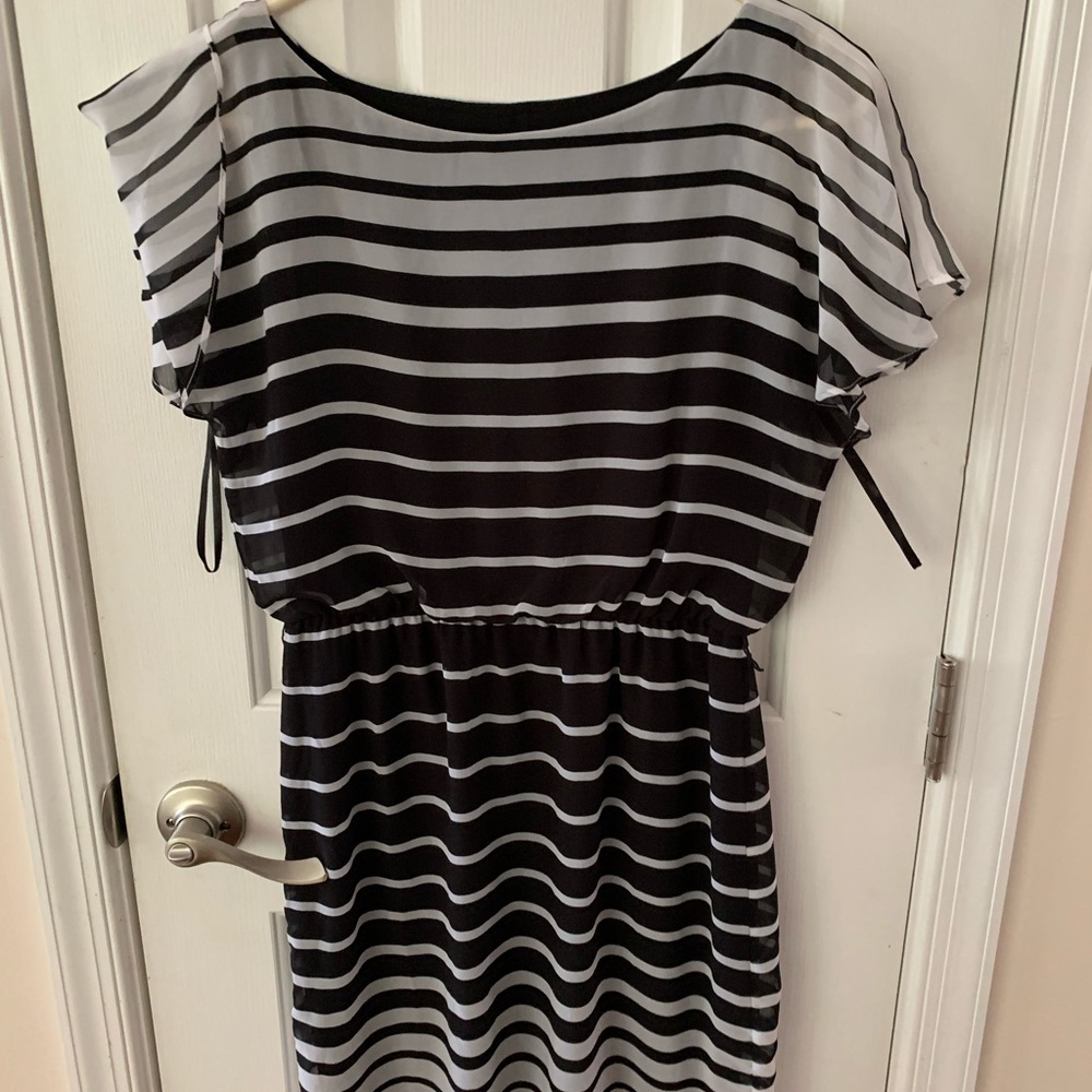 White House black market dress